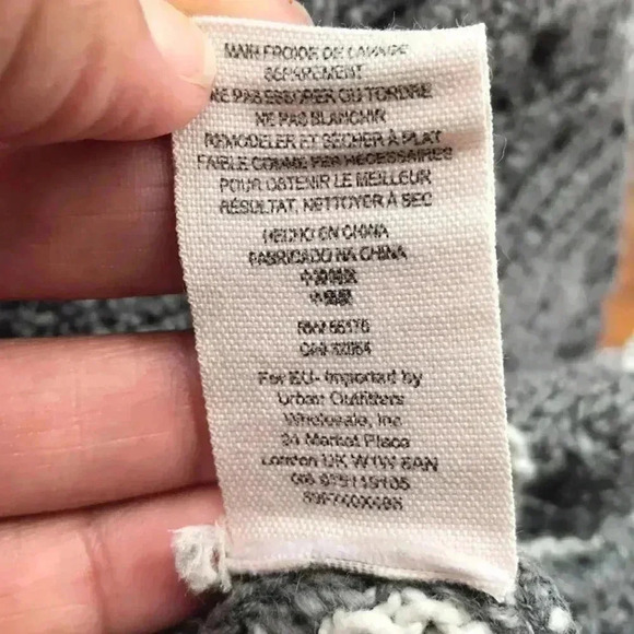 Free People Oversized Striped Knitted Gray White Cardigan Kimono Size S—… - Picture 6 of 6